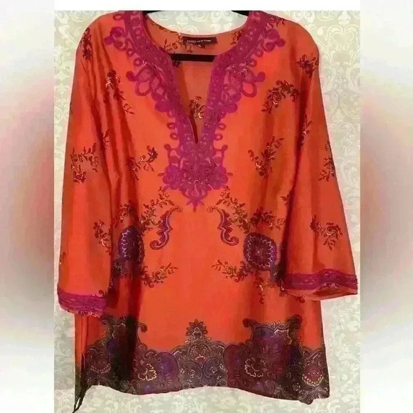 Jones New York Tops - JONES NY WOMAN Dashiki Style
3/4 Sleeve Embroidered
Bohemian Hippie Tunic L